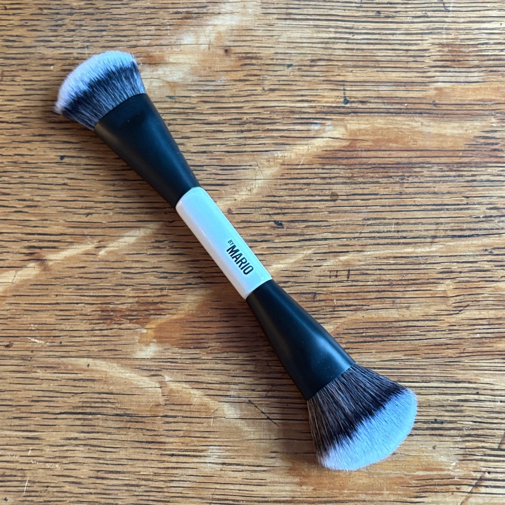 Makeup By Mario Dual-Ended Face Brush White and Black - see details